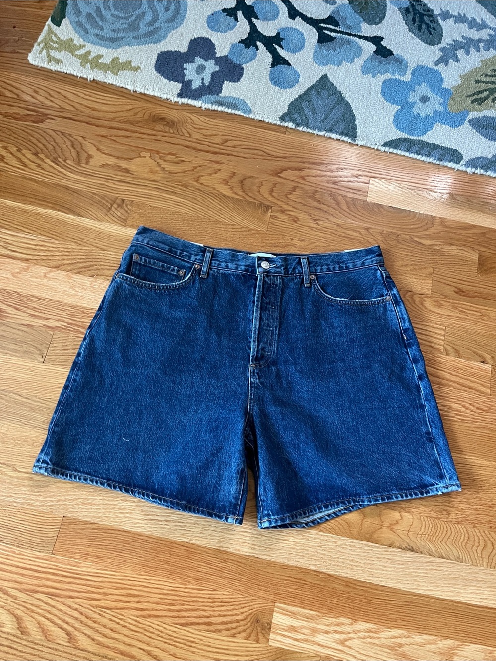 Agolde Dame Short High Rise Baggy Size 33 NWT - Picture 4 of 12